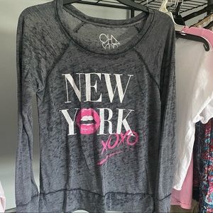 Chaser long sleeve grey top with kiss xoxo 💋